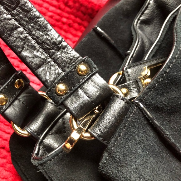 Tignanello Women's Golden Hobo - Picture 7 of 13